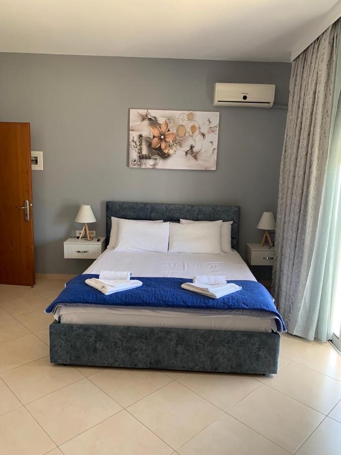 Apartments Villa Juvenito ซารานเดอ ภายนอก รูปภาพ